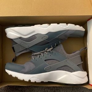 nike air huarache run ultra